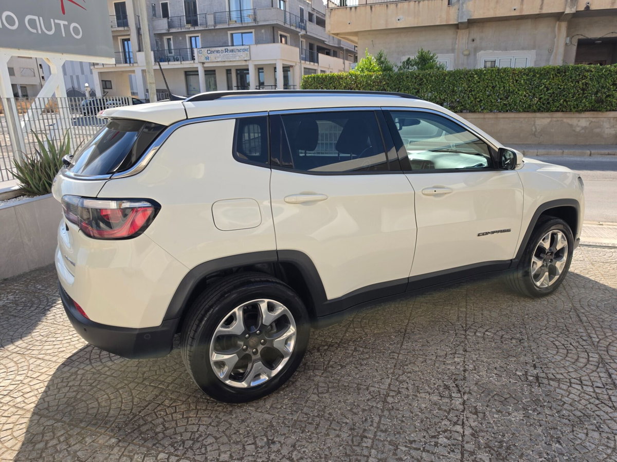 Jeep Compass 2.0 Multijet II 4WD Limited (10)