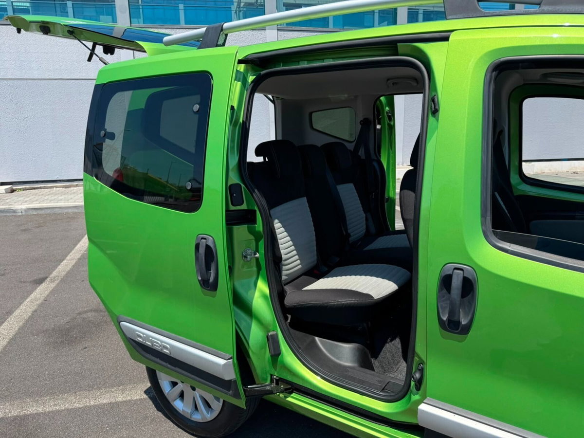 Fiat Qubo 1.3 MJT 95 CV Trekking (12)