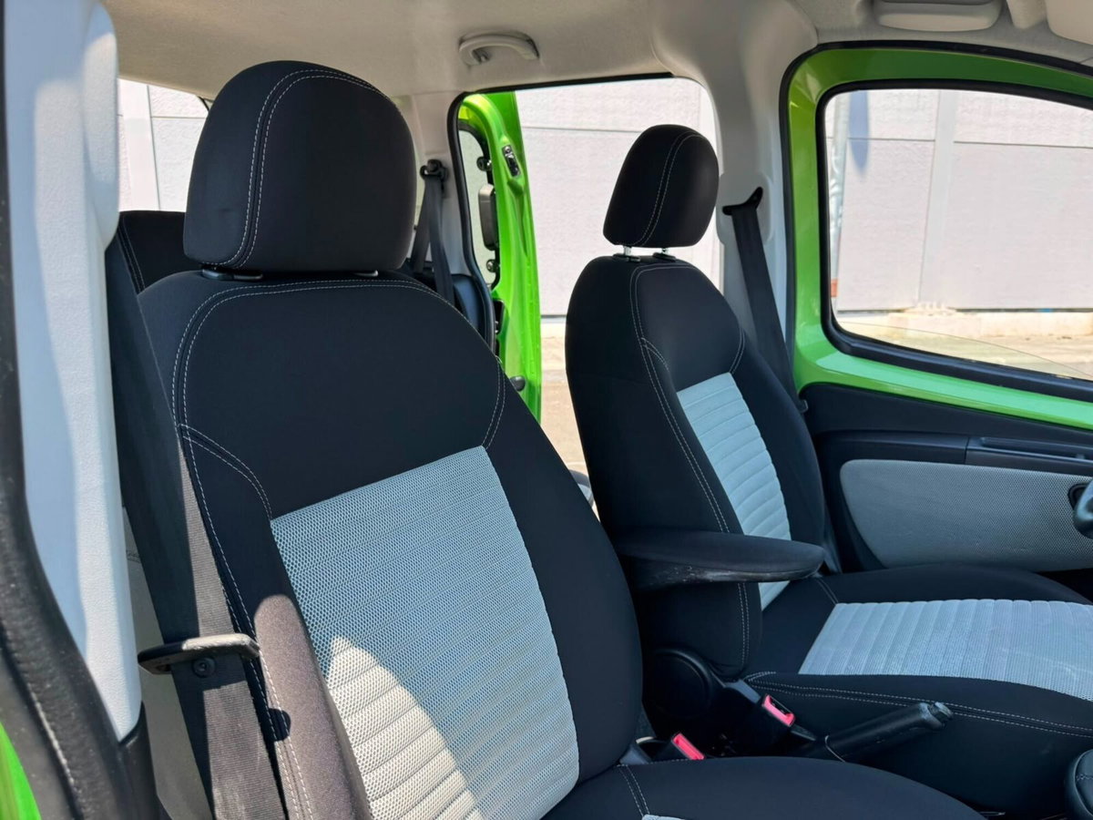 Fiat Qubo 1.3 MJT 95 CV Trekking (19)