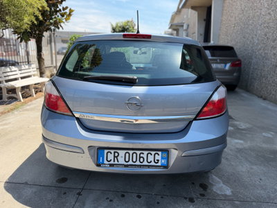 Opel Astra 1.4 16V Twinport 5 porte Enjoy (5)
