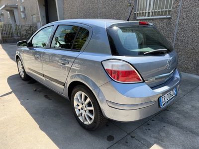 Opel Astra 1.4 16V Twinport 5 porte Enjoy (6)