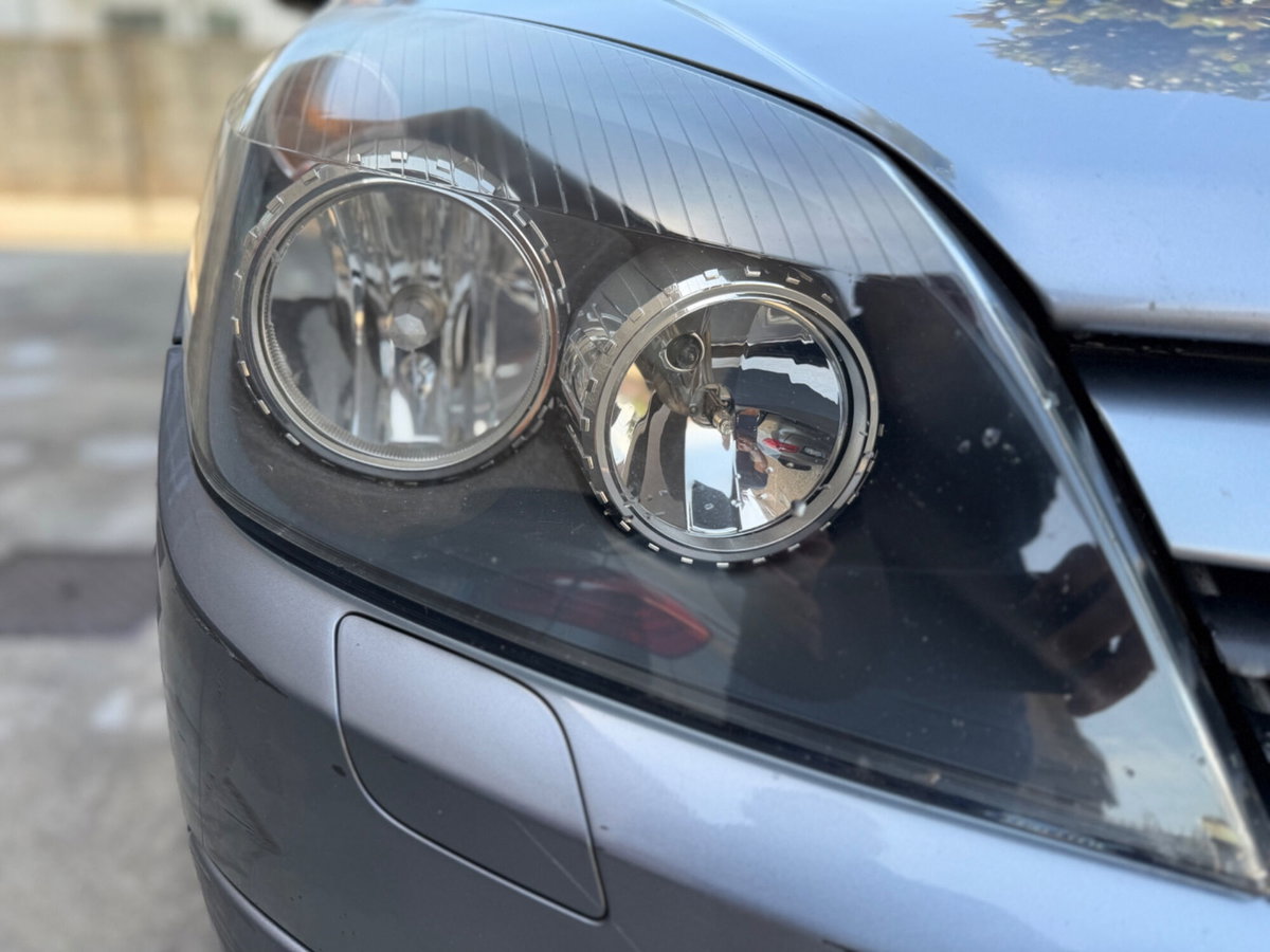 Opel Astra 1.4 16V Twinport 5 porte Enjoy (7)