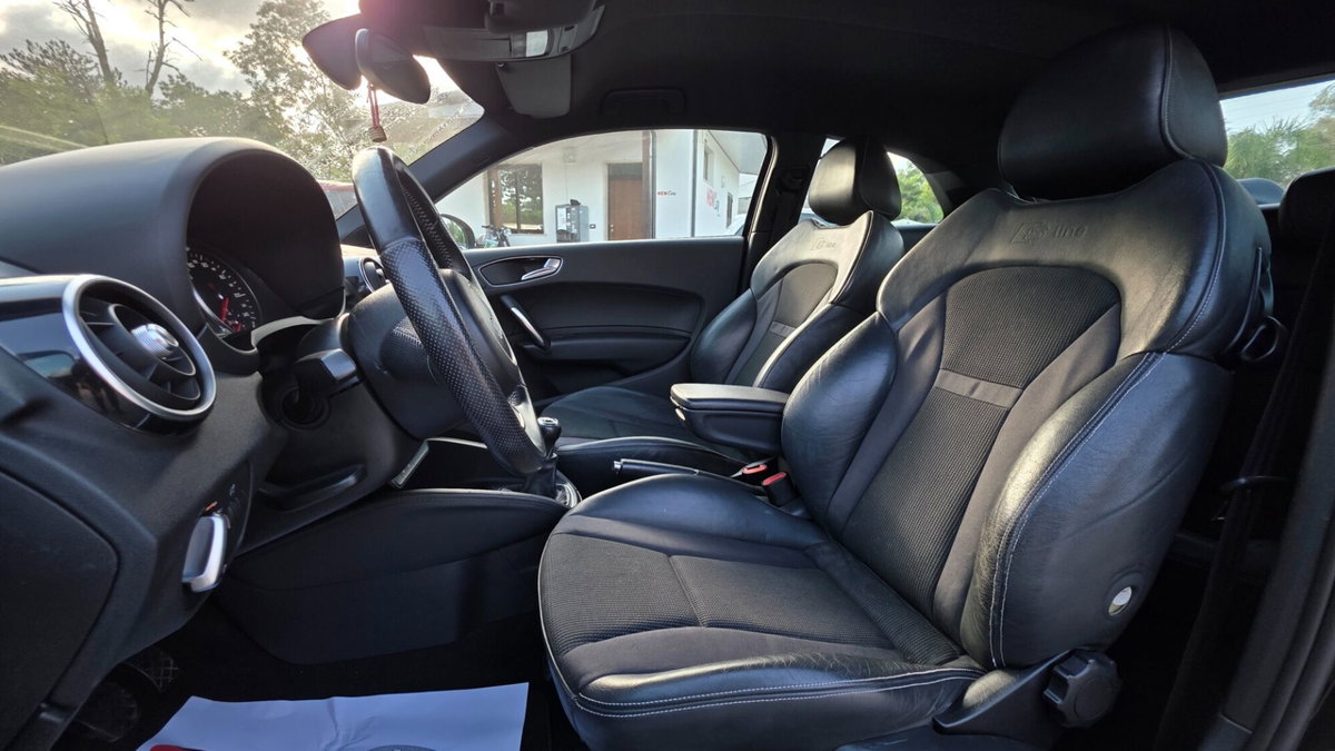 Audi A1 1.6 TDI S line edition (10)