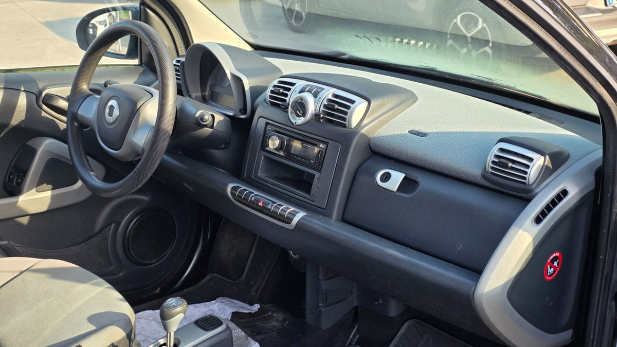 smart Fortwo 800 40 kW coupé pure cdi (10)