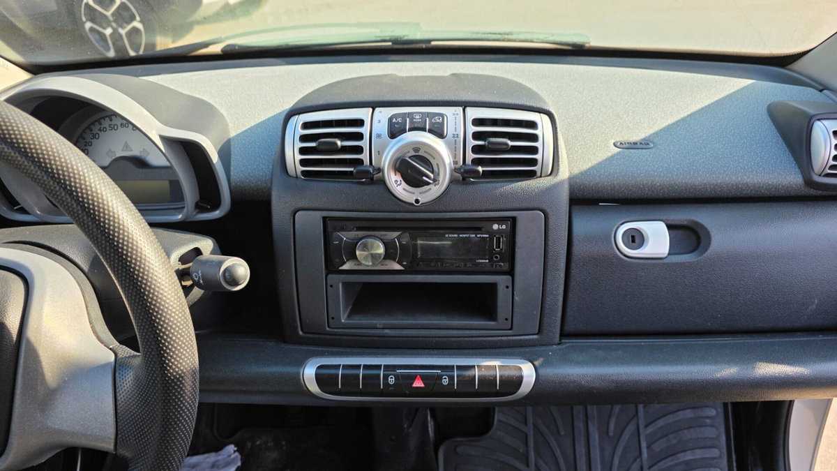 smart Fortwo 800 40 kW coupé pure cdi (12)