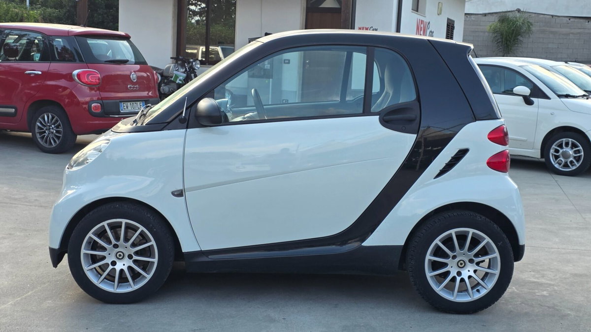 smart Fortwo 800 40 kW coupé pure cdi (4)