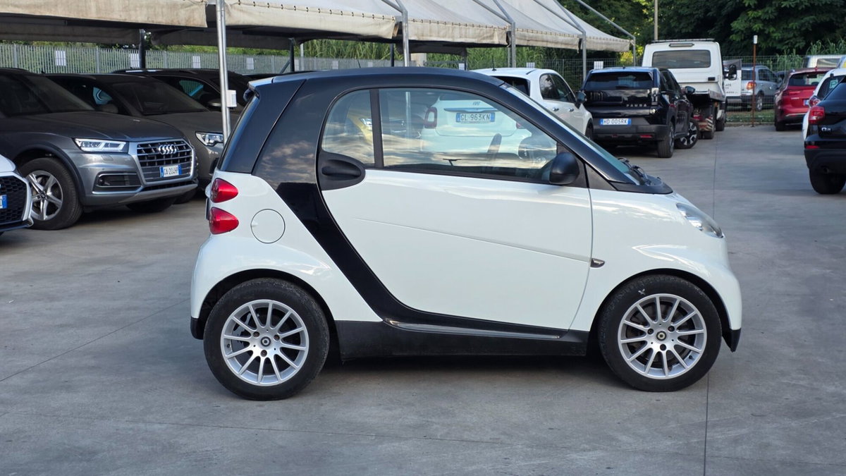 smart Fortwo 800 40 kW coupé pure cdi (7)