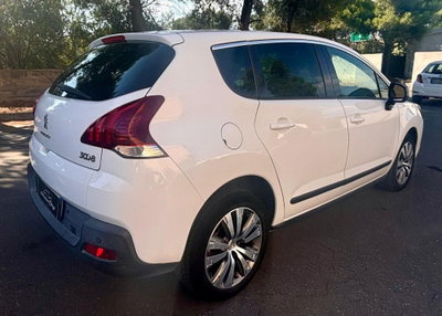 Peugeot 3008 1.6 HDi 115CV Active (3)