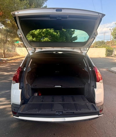 Peugeot 3008 1.6 HDi 115CV Active (5)