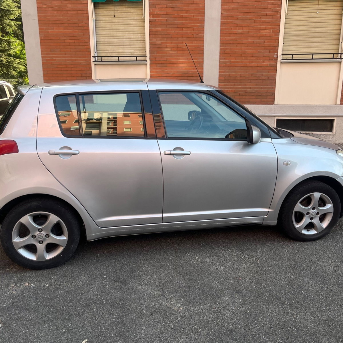 Suzuki Swift 1.3 5p. GL (3)