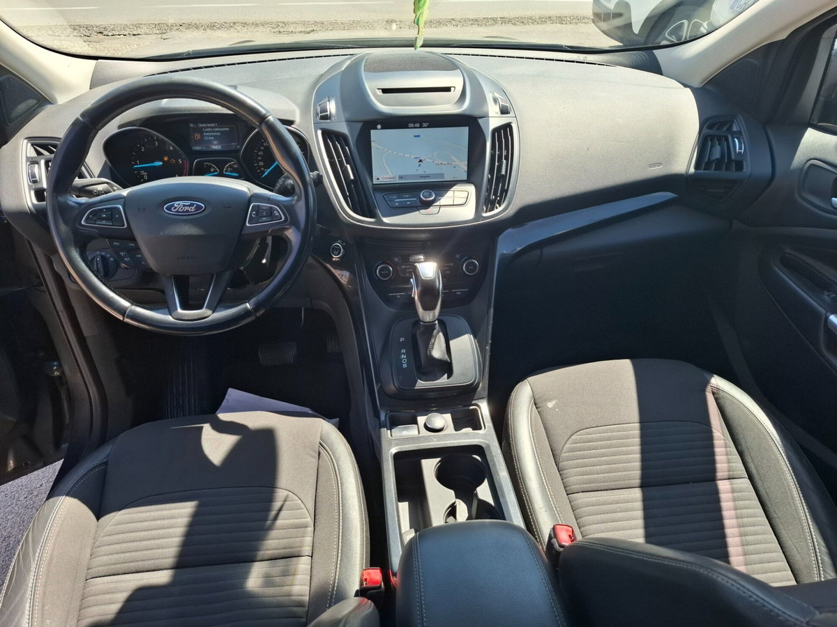 Ford Kuga 1.5 TDCI 120 CV S&S 2WD Powershift Edition (5)