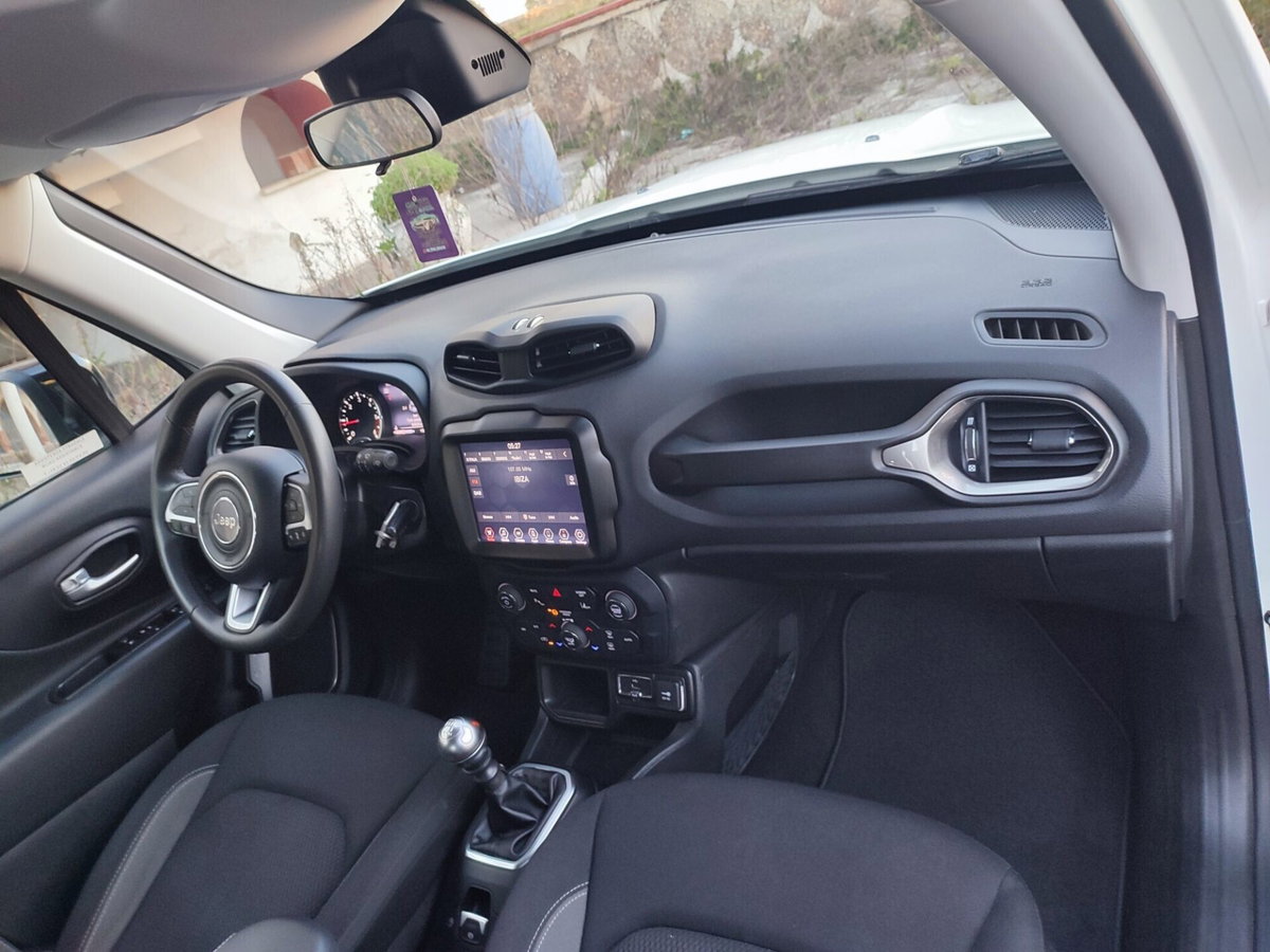 Jeep Renegade 1.6 Mjt 130 CV Limited (11)
