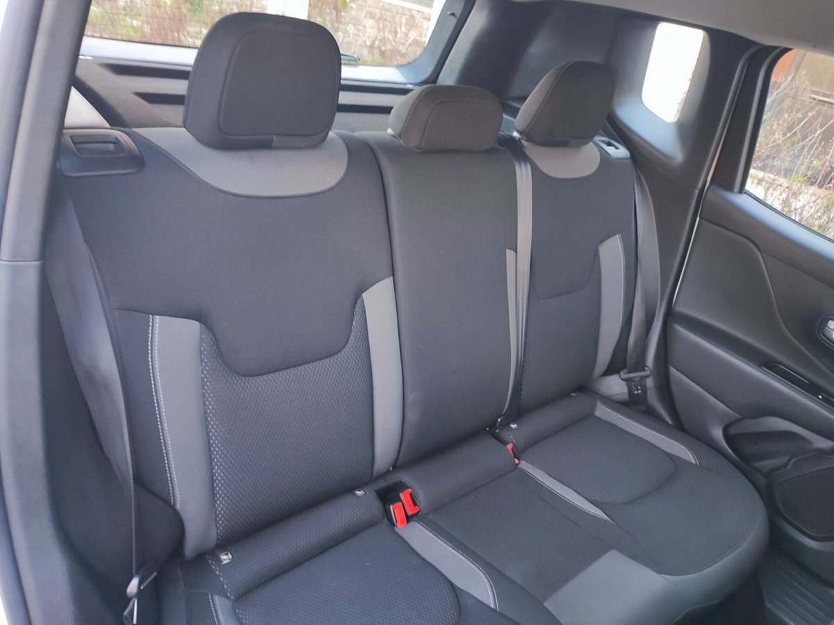 Jeep Renegade 1.6 Mjt 130 CV Limited (13)
