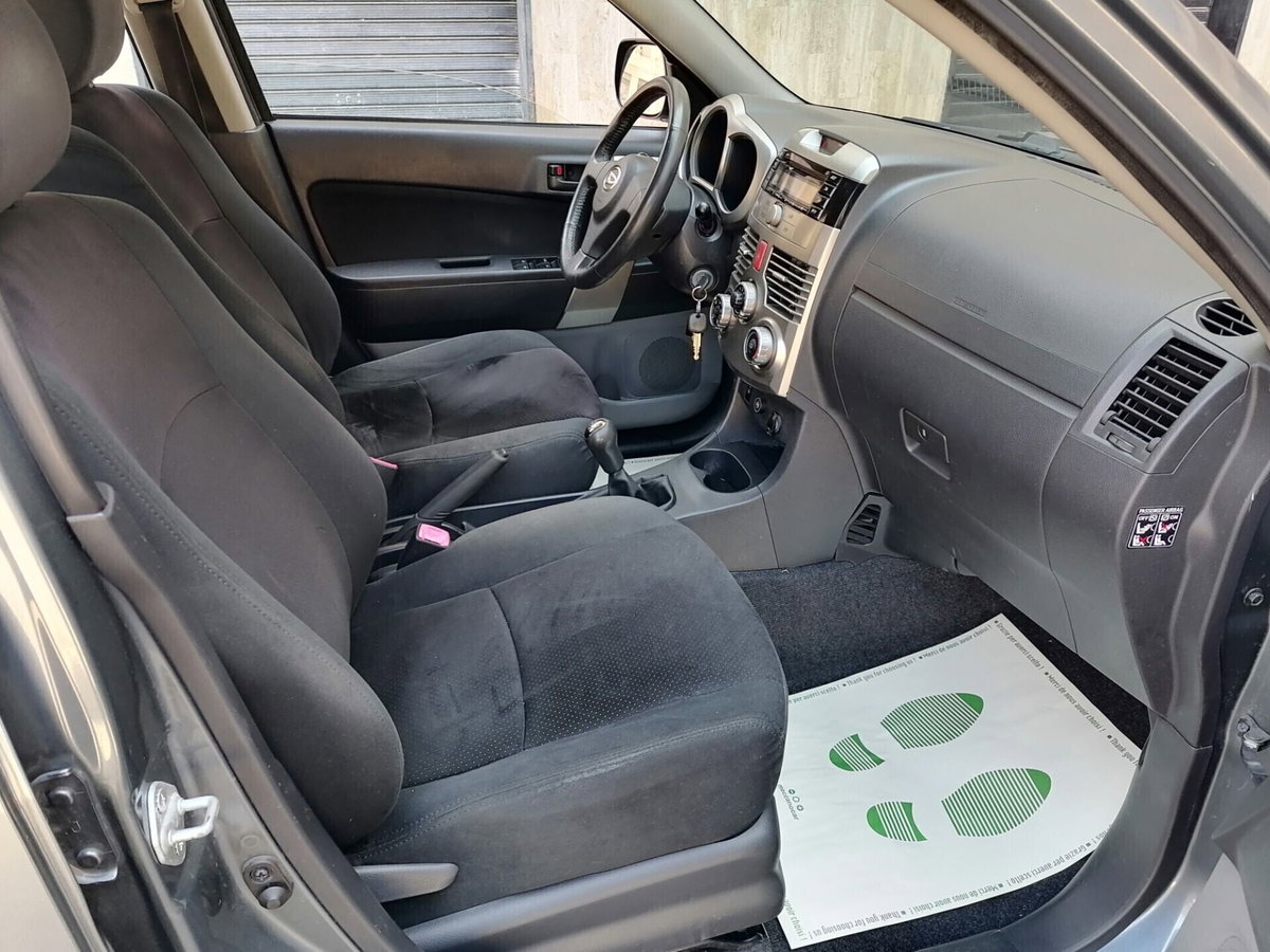 Daihatsu Terios 1.5 4WD Sho Green Powered (11)