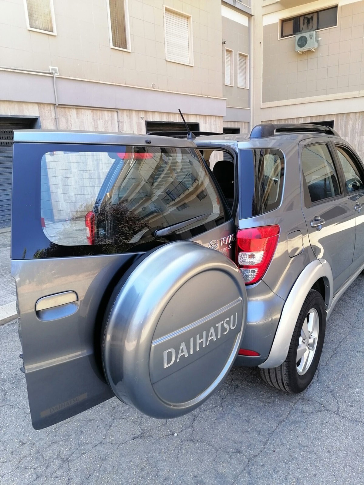 Daihatsu Terios 1.5 4WD Sho Green Powered (18)