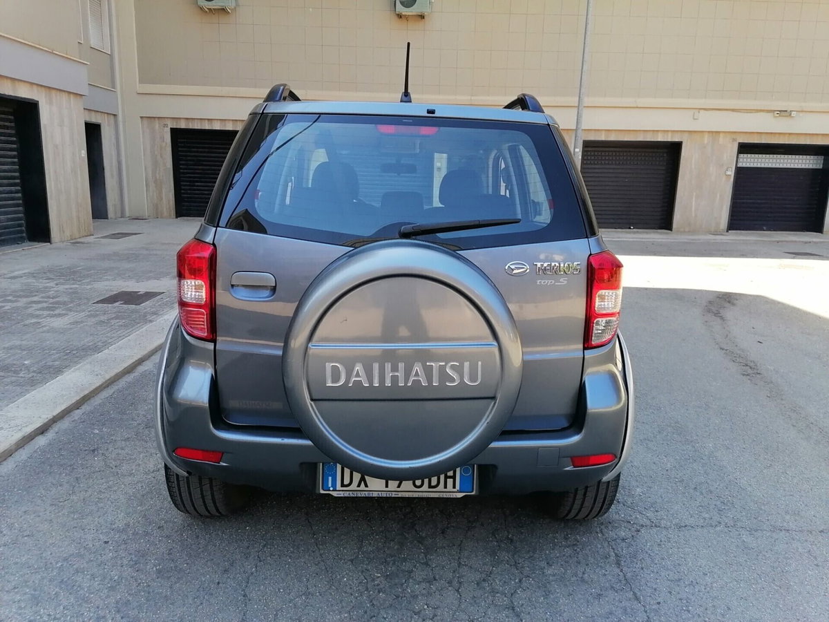 Daihatsu Terios 1.5 4WD Sho Green Powered (6)