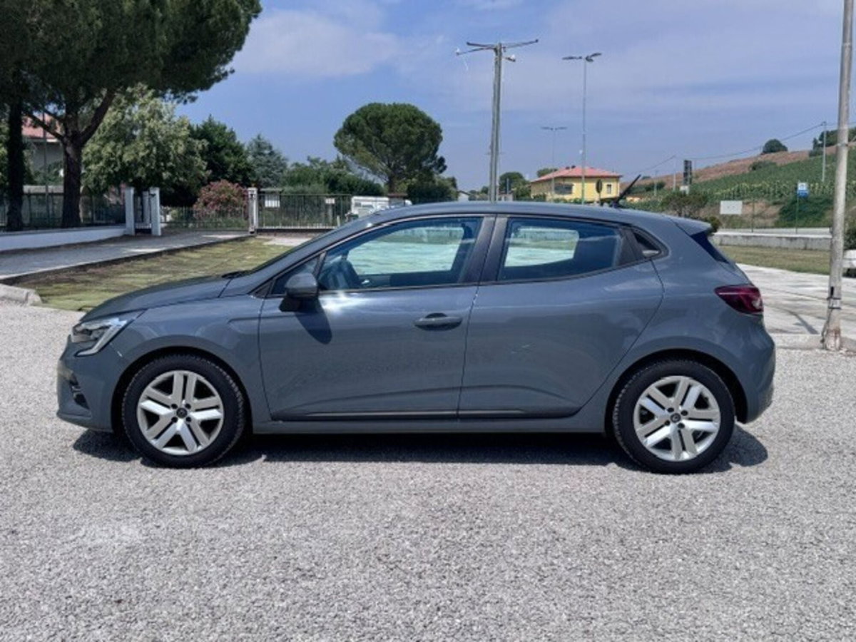Renault Clio TCe 12V 100 CV GPL 5 porte Business (9)