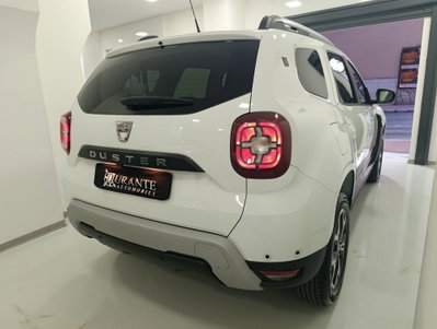 Dacia Duster 1.5 Blue dCi 8V 115 CV 4x4 15th Anniversary (7)