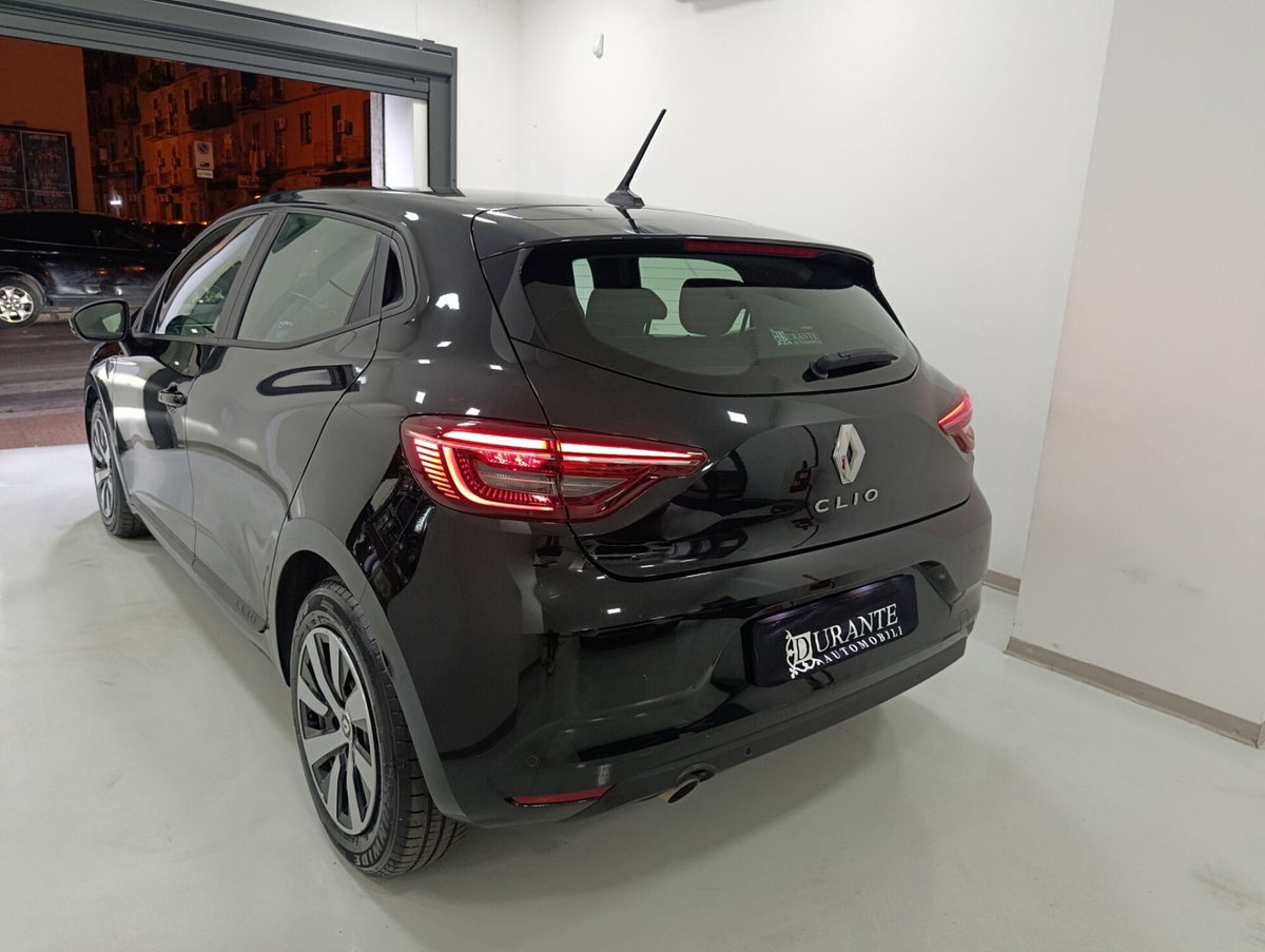 Renault Clio TCe 100 CV GPL 5 porte Equilibre (5)