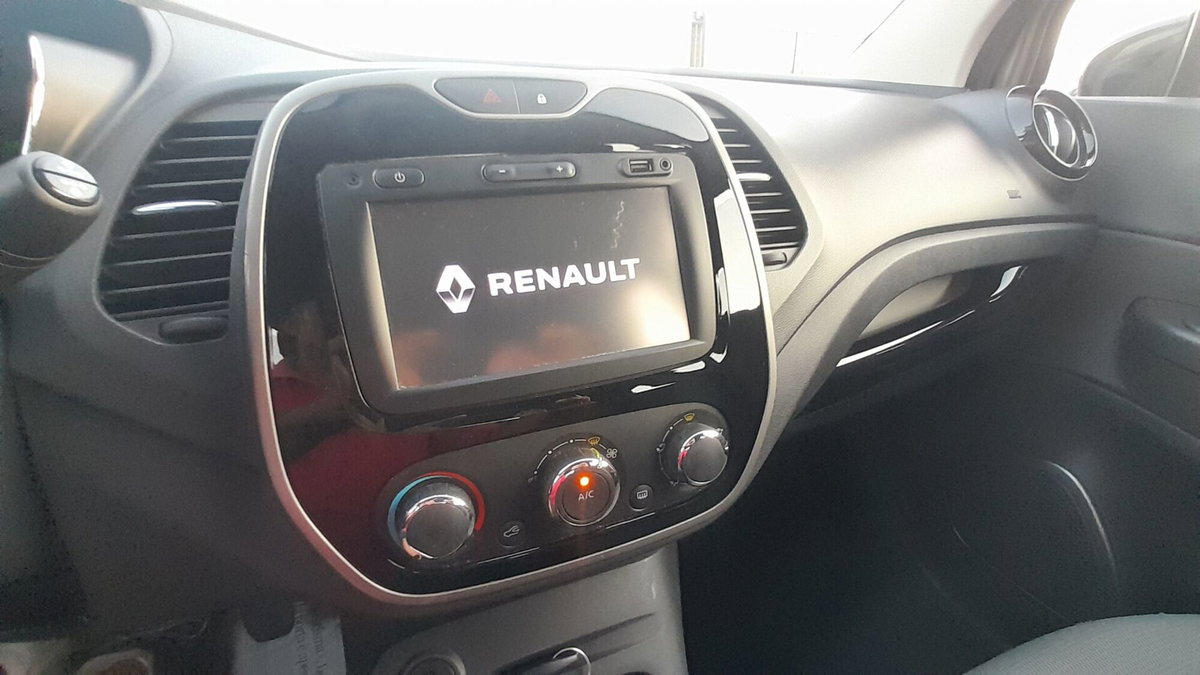 Renault Captur dCi 8V 90 CV EDC Start&Stop Energy Zen (14)