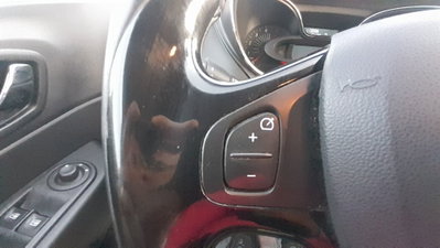 Renault Captur dCi 8V 90 CV EDC Start&Stop Energy Zen (16)