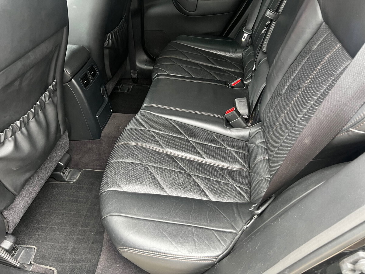 Infiniti FX FX30d S Premium (20)