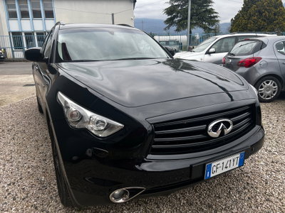 Infiniti FX FX30d S Premium (3)