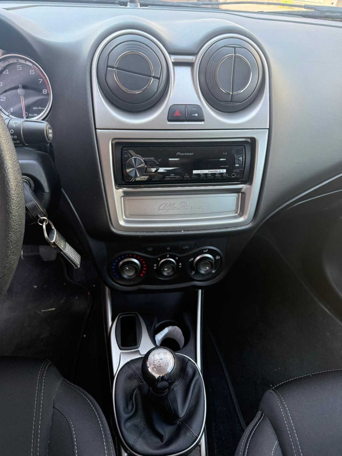 Alfa Romeo MiTo 1.4 78 CV 8V S&S Progression (10)