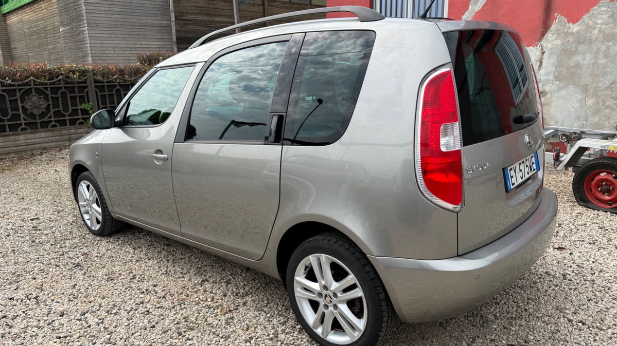 Skoda Roomster TDI CR 90CV Ambition (3)