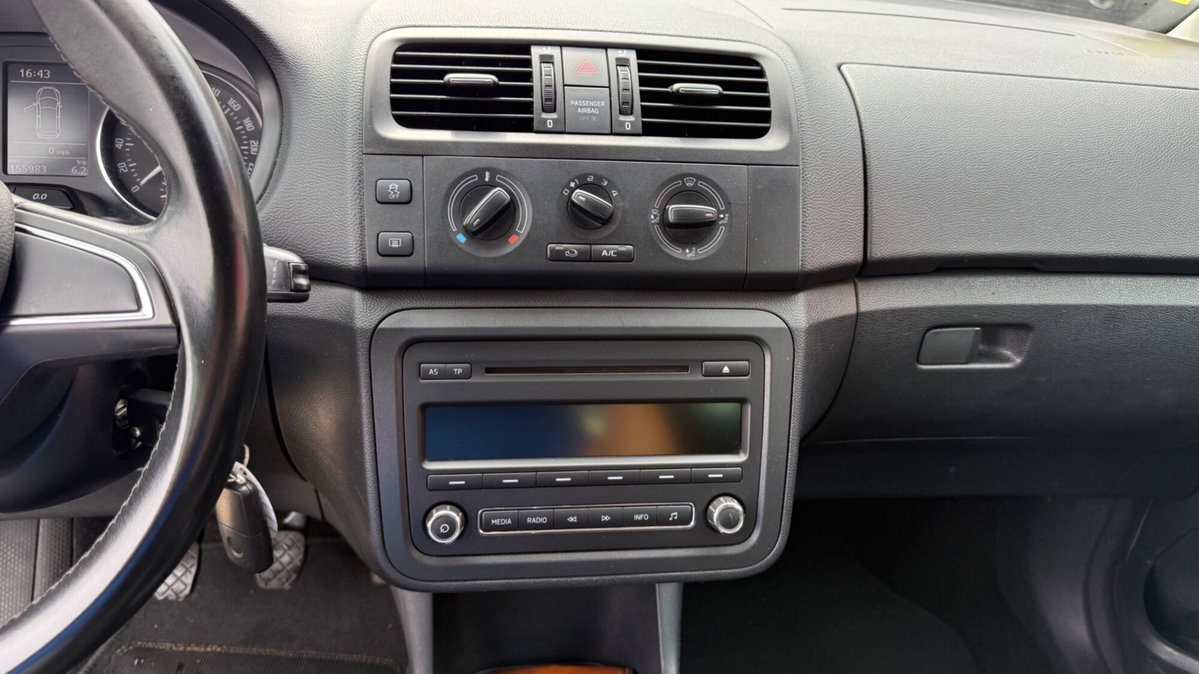 Skoda Roomster TDI CR 90CV Ambition (5)