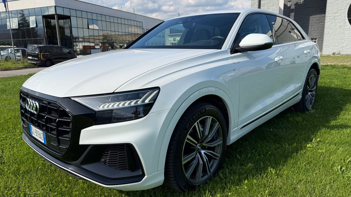 Audi Q8 Q8 50 TDI 286 CV quattro tiptronic Sport