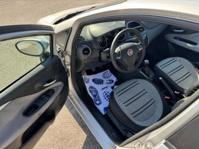 Fiat Punto Evo 1.3 Mjt 95 CV DPF 5 porte S&S Dualogic Dynamic (10)