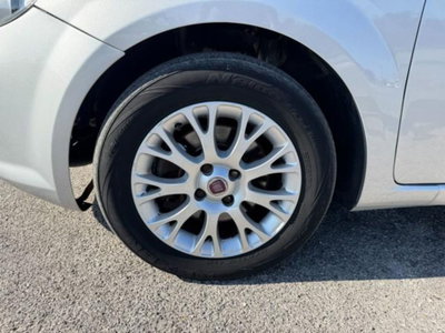 Fiat Punto Evo 1.3 Mjt 95 CV DPF 5 porte S&S Dualogic Dynamic (18)