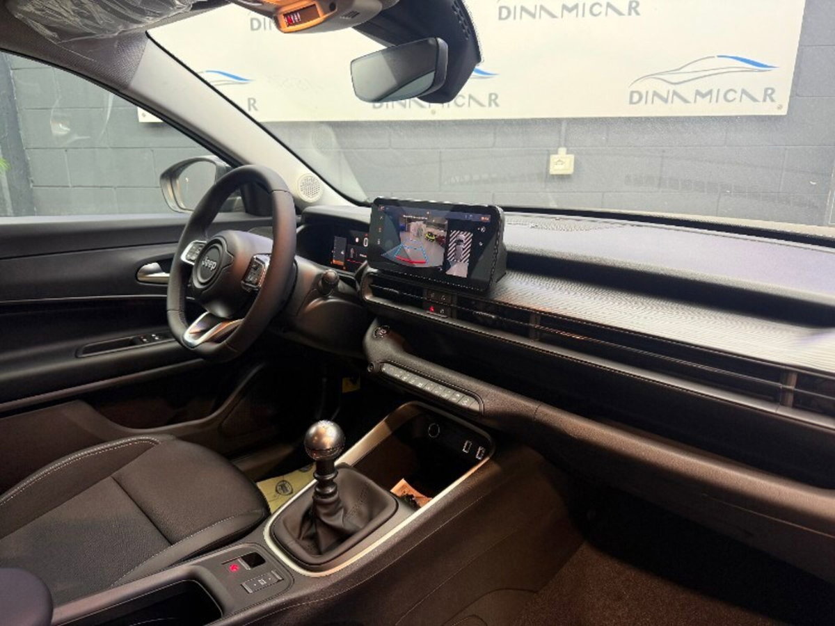 Jeep Avenger 1.2 turbo Altitude fwd 100cv (9)
