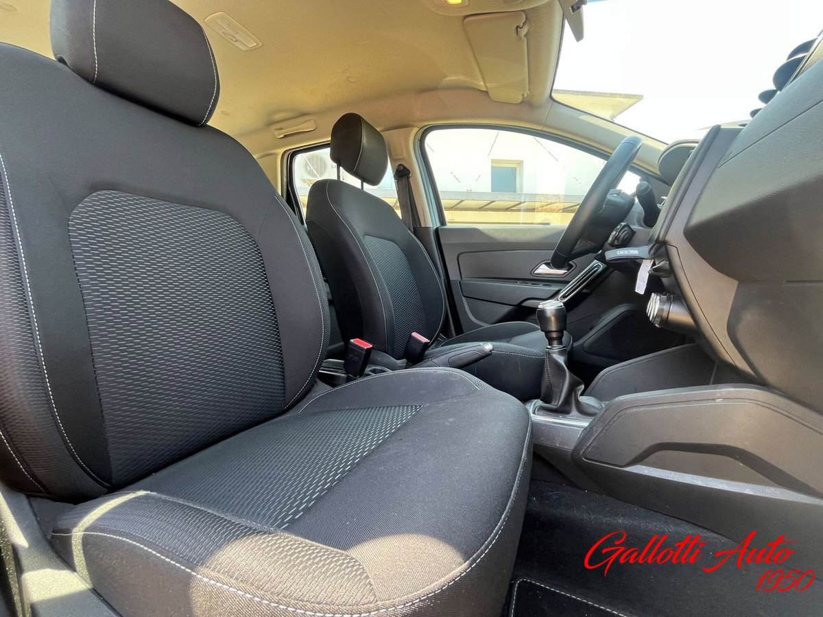Dacia Duster 1.6 115CV Start&Stop 4x2 (10)