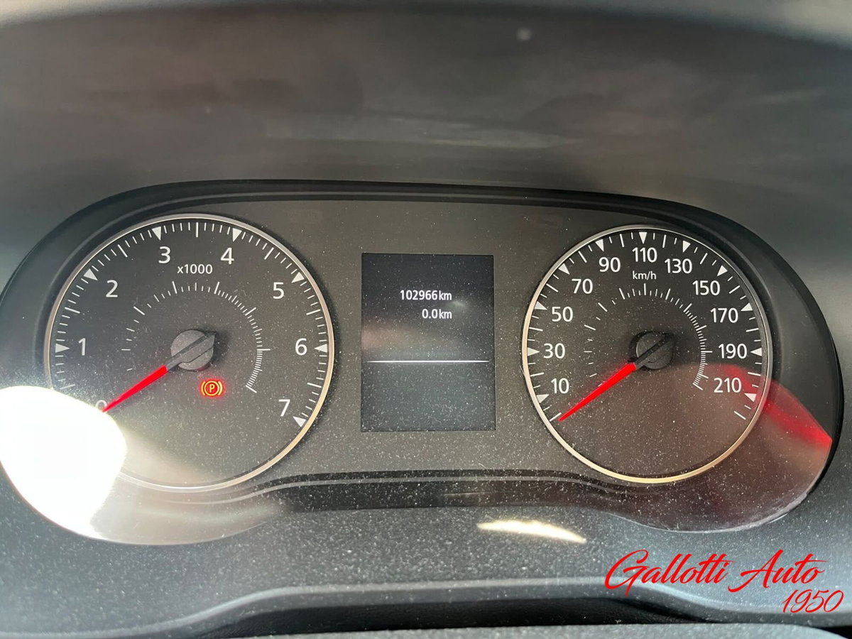 Dacia Duster 1.6 115CV Start&Stop 4x2 (13)