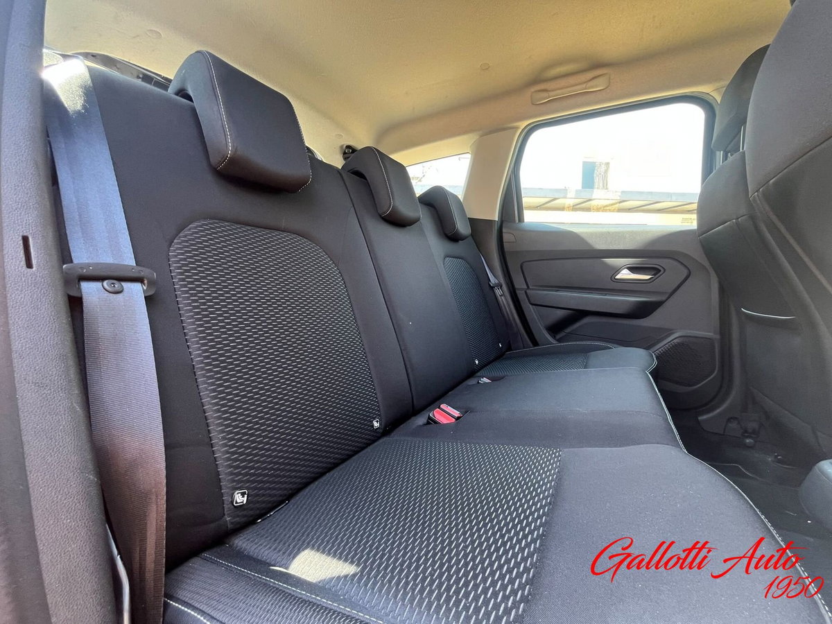 Dacia Duster 1.6 115CV Start&Stop 4x2 (15)