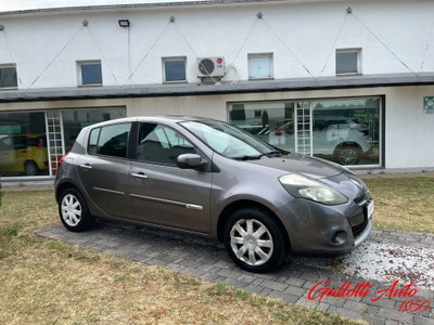 Renault Clio 1.2 75CV 5 porte Live (6)