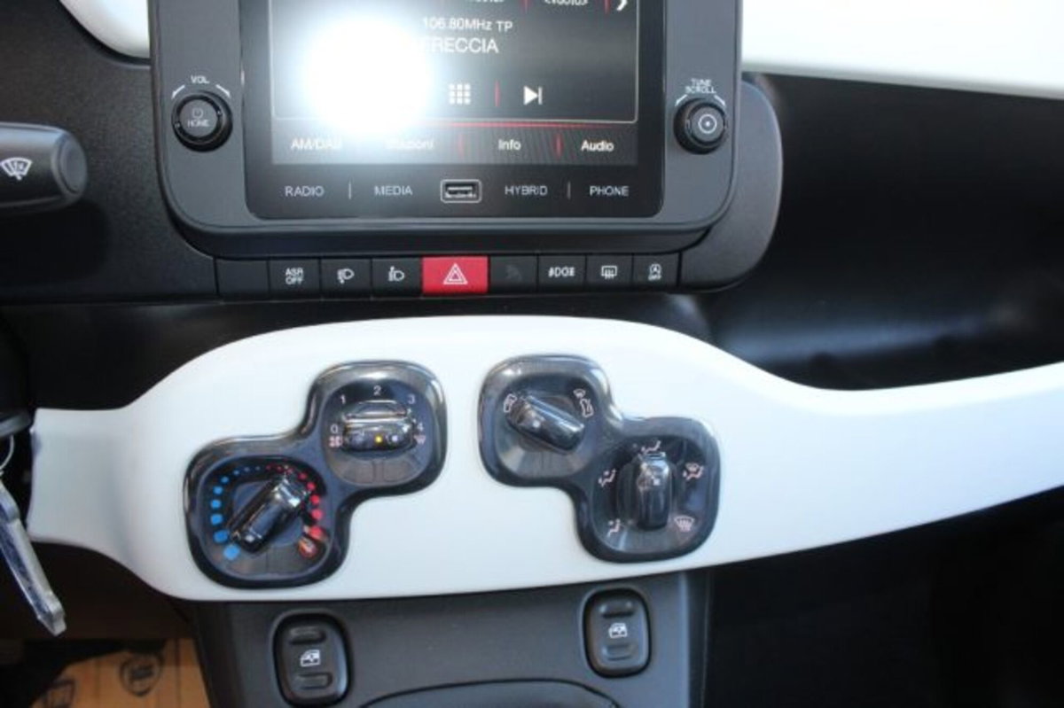 Fiat Panda Cross 1.0 firefly hybrid Cross s&s 70cv 5p.ti (14)