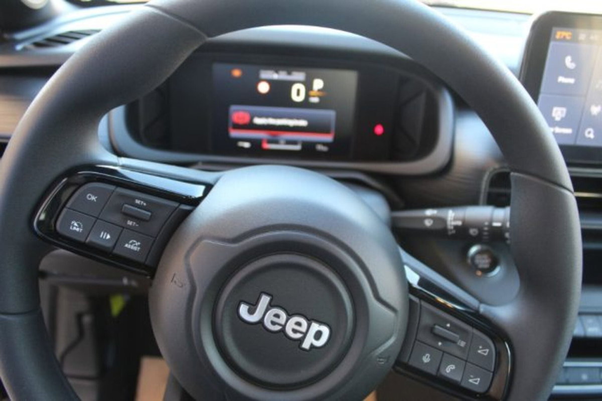 Jeep Avenger 1.2 turbo 85th Anniversary fwd 100cv (9)