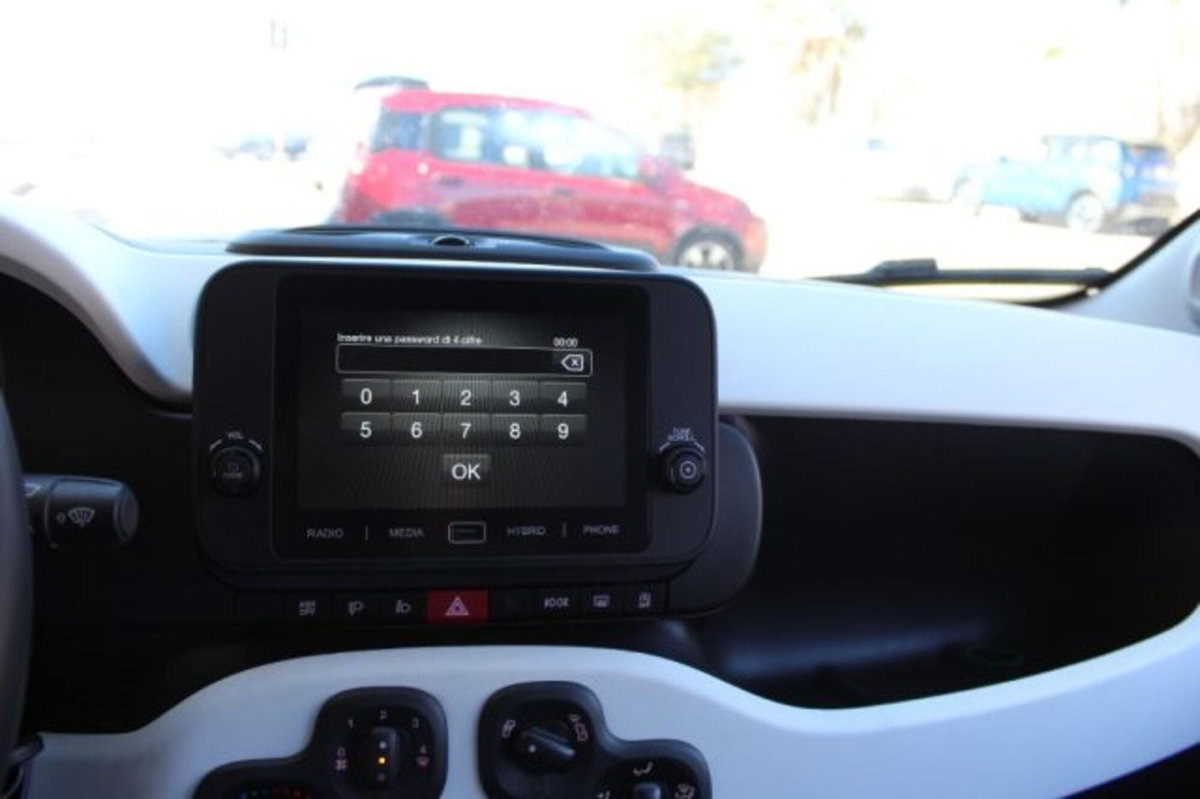 Fiat Panda Cross 1.0 firefly hybrid Cross s&s 70cv 5p.ti (13)