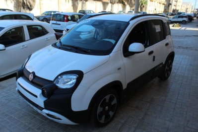 Fiat Panda Cross 1.0 firefly hybrid Cross s&s 70cv 5p.ti (4)
