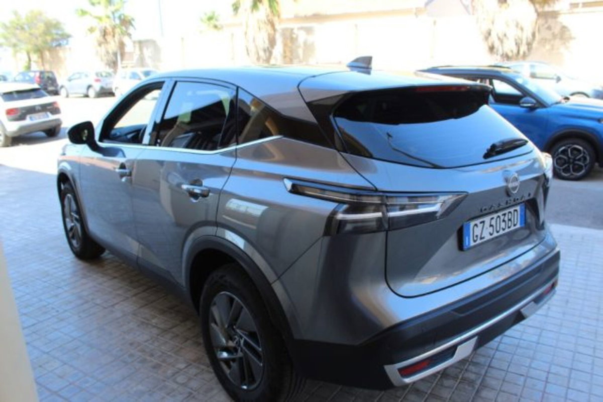 Nissan Qashqai 1.3 mhev Acenta 2wd 140cv (5)
