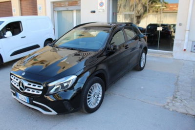 Mercedes-Benz GLA SUV 200 d Automatic 4Matic Business usata