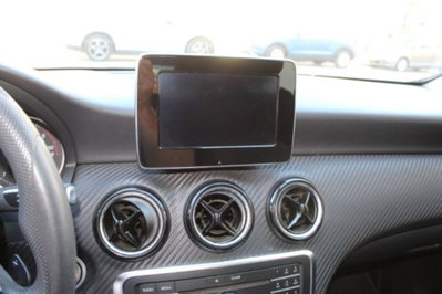 Mercedes-Benz GLA SUV 200 d Automatic 4Matic Business (12)