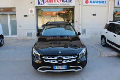 Mercedes-Benz GLA SUV 200 d Automatic 4Matic Business (2)
