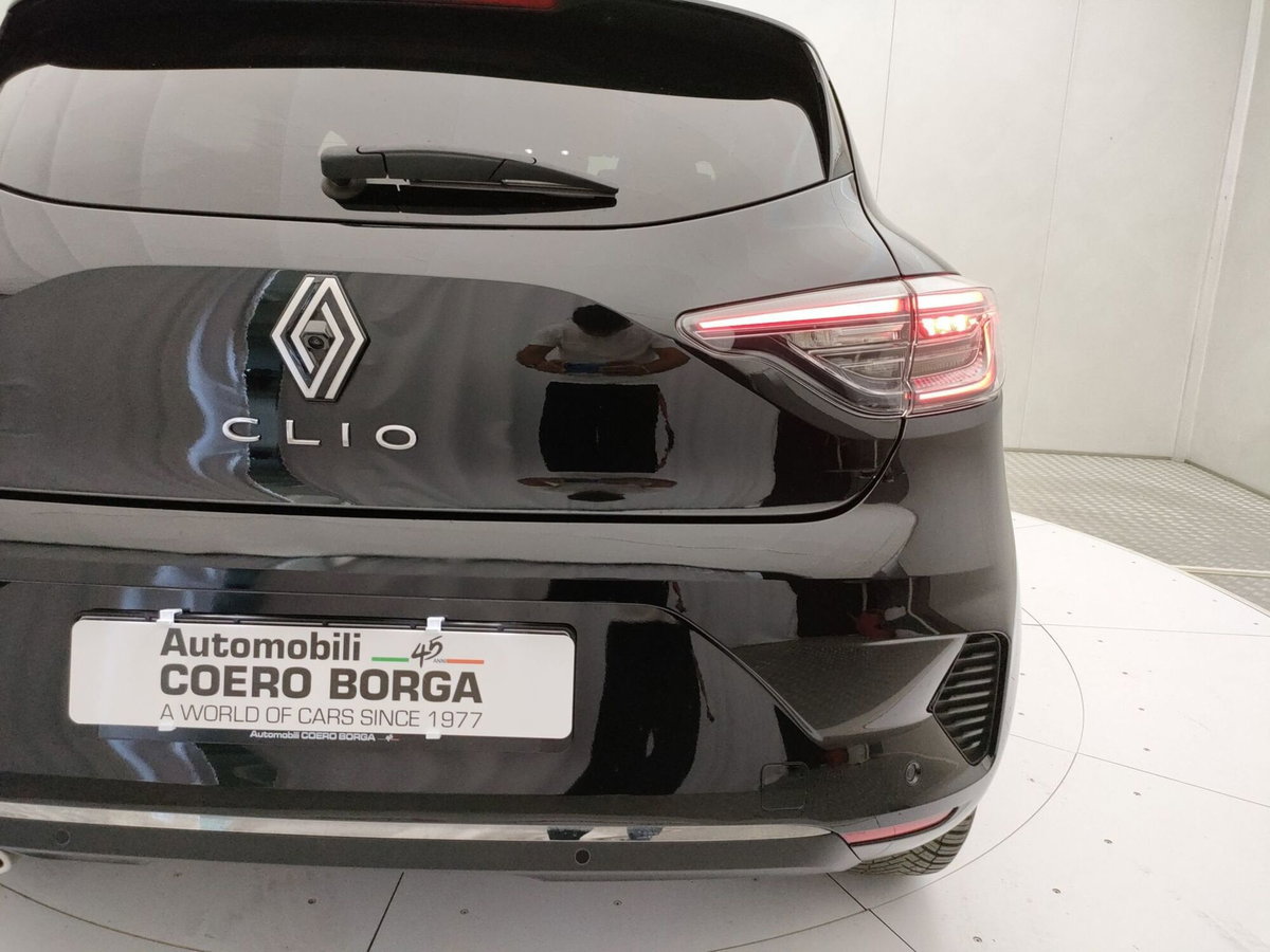 Renault Clio 1.0 tce Techno 90cv (18)