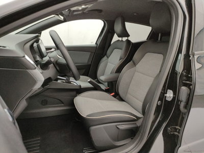 Renault Clio 1.0 tce Techno 90cv (7)