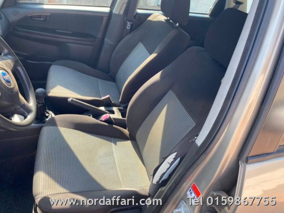 Fiat Sedici 1.6 16V 4x4 Dynamic (10)