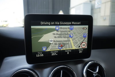Mercedes-Benz CLA 220 d Automatic Premium (7)
